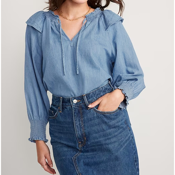 Old Navy Puff Sleeve Non-Stretch Jean Ruffle-Trimmed Poet Blouse Sz Small Denim - Picture 1 of 10